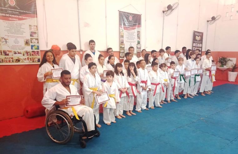 37° exame de graduação de karatê teve 43 alunos aprovados