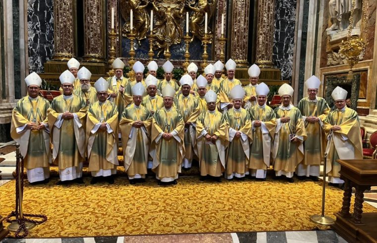 Dom Milton Kenan Júnior participa de Visita Ad Limina 2022