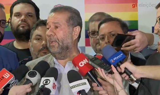 PDT anuncia apoio à candidatura de Lula no 2º turno das eleições