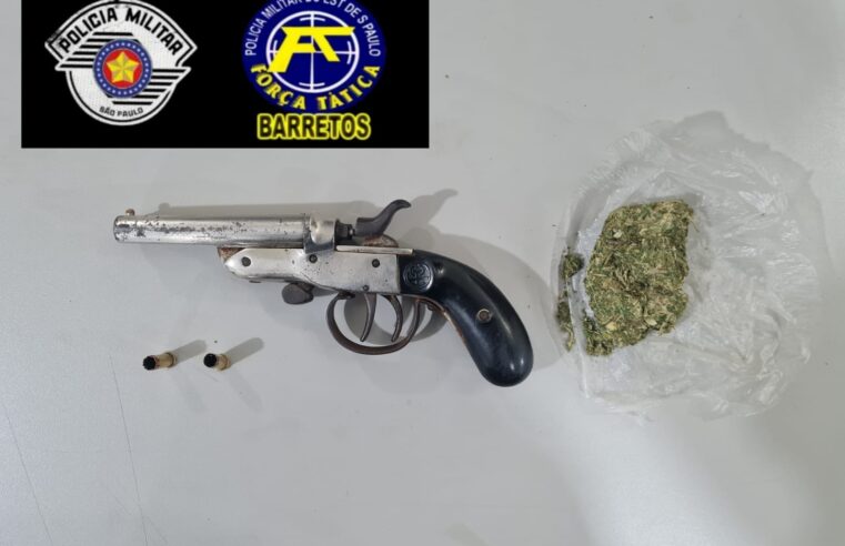 PM localiza garrucha e drogas em abordagem nos Lagos