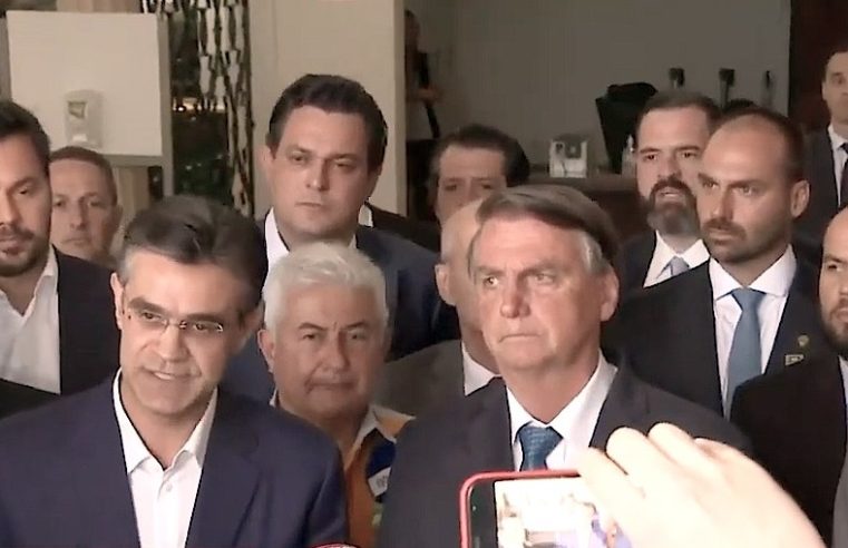 Geninho participa de ato em apoio a candidatura Bolsonaro e Tarcísio