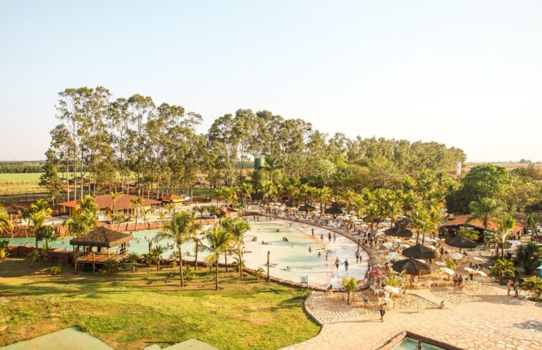 Feirão de Empregos: Barretos Country abre vagas para a temporada de verão