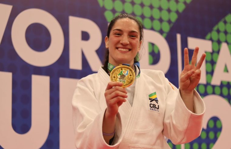 Mayra Aguiar faz história ao conquistar tricampeonato mundial de judô
