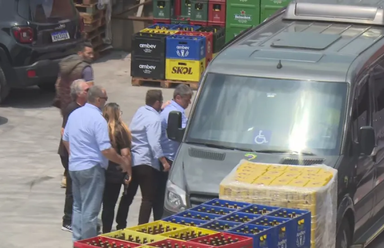 Visita de Tarcísio de Freitas a Paraisópolis, na Zona Sul de SP, é interrompida por tiroteio na comunidade