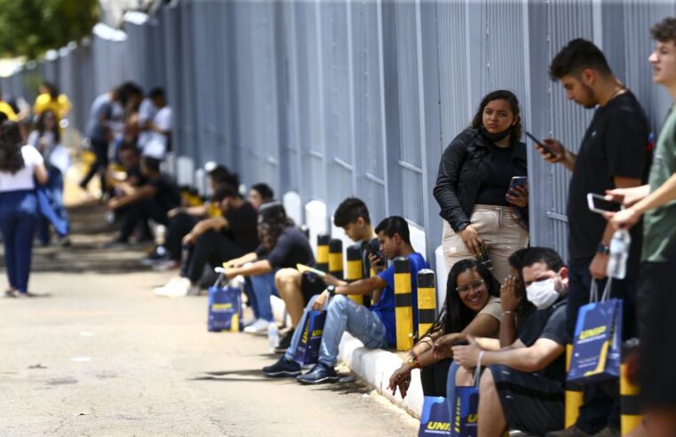 ENEM tem provas exatas neste domingo