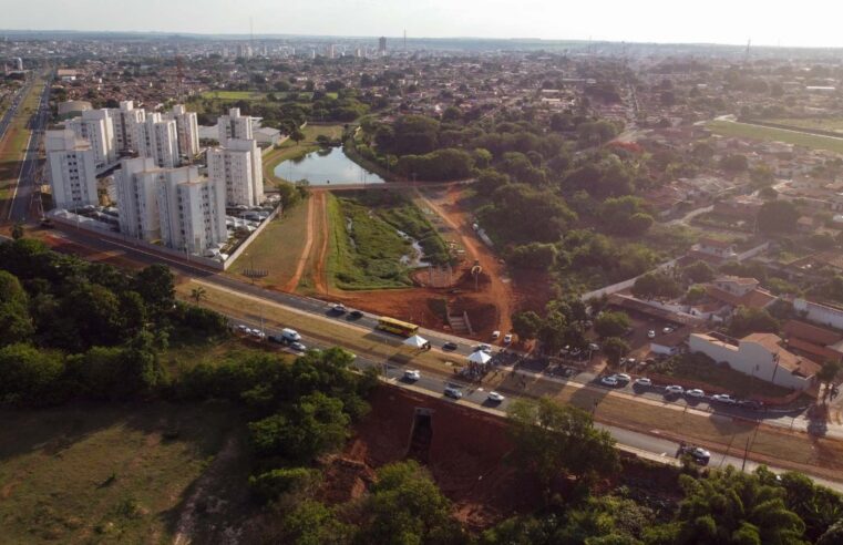 Prefeitura entrega mais uma etapa da obra de reconstrução da ponte entre o Barretos II e o Christiano Carvalho