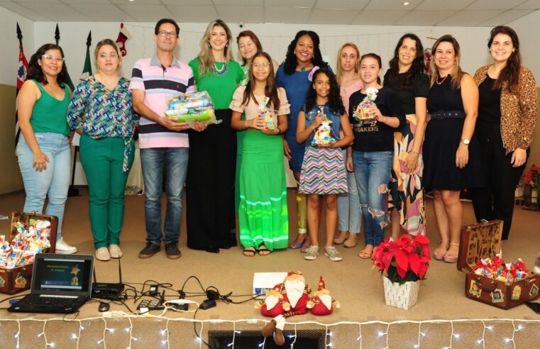 Prêmio de mérito ambiental é entregue a envolvidos em projeto desenvolvido na rede municipal de ensino
