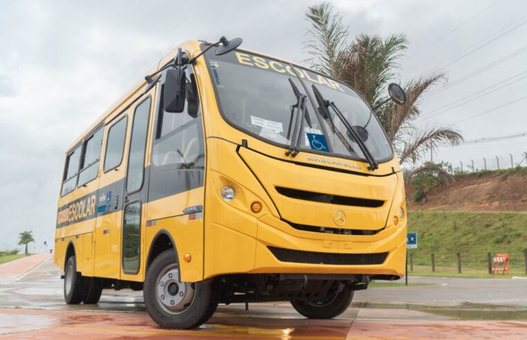 Prefeitura recebe ônibus escolar do governo do Estado de São Paulo