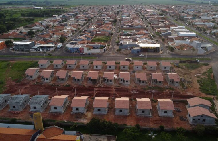 Obras de construção de 31 casas da CDHU, em parceria com a Prefeitura, avançam e atingem 50% de conclusão até o final do mês