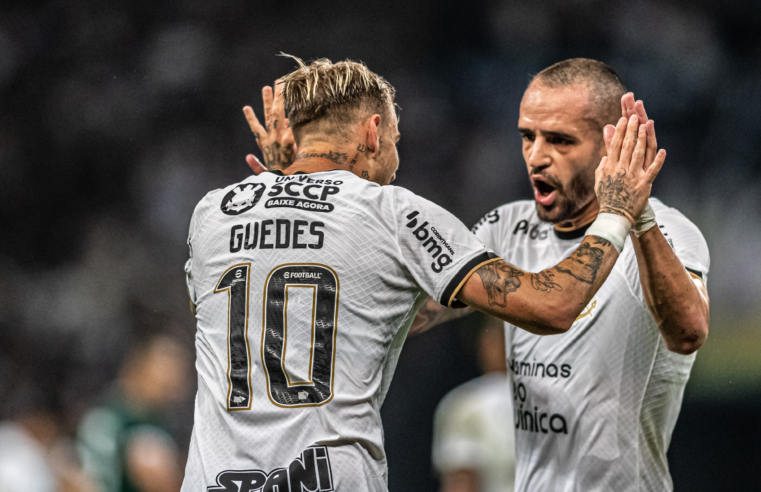 Corinthians vence Guarani após sofrer gol no início da partida