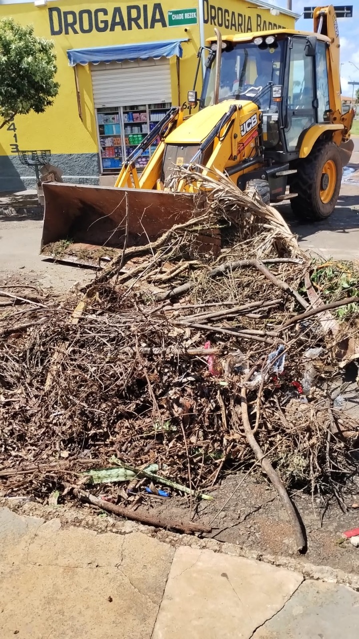 Primeira semana do Arrastão de Limpeza recolhe 23.850 kg de entulho