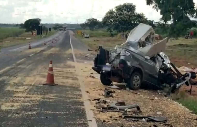 Acidente deixa dois mortos e quatro feridos em rodovia do interior de São Paulo