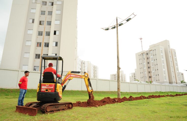 Parque Ecológico Enéas Carneiro recebe manutenção no sistema de iluminação