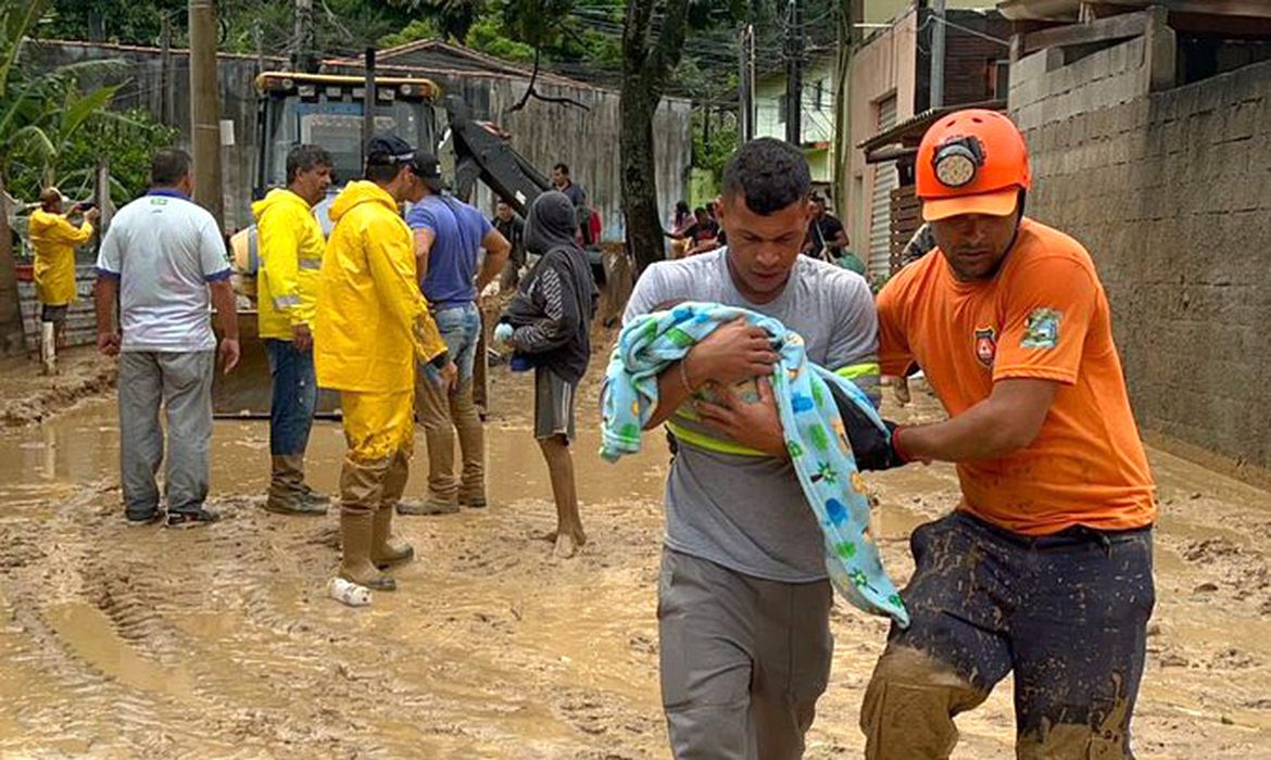 Governo reconhece estado de calamidade pública em São Sebastião