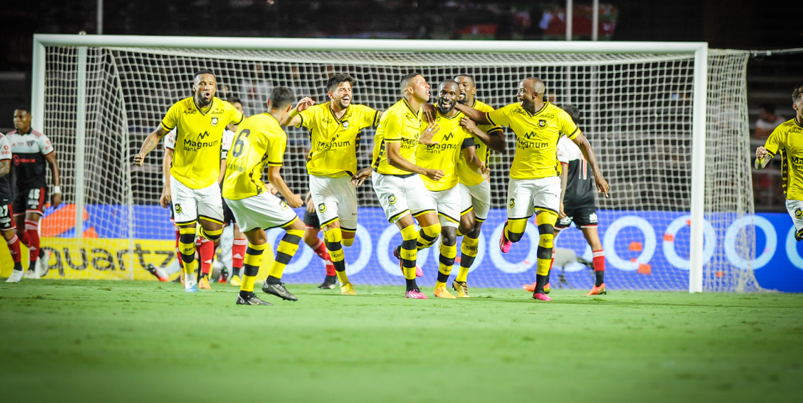 São Bernardo vence o São Paulo e amplia série invicta