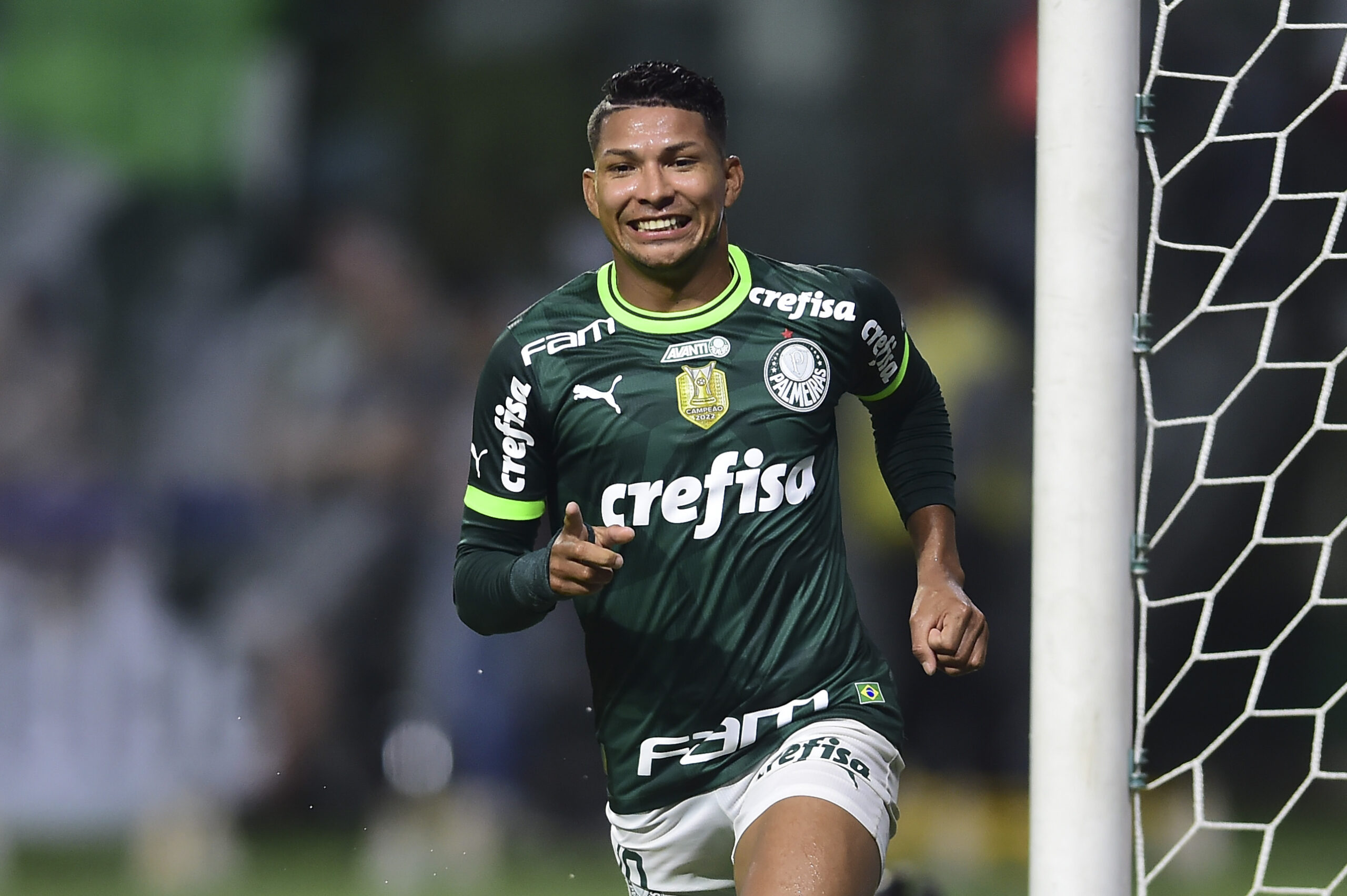 Paulistão: Palmeiras vence com gol de Rony