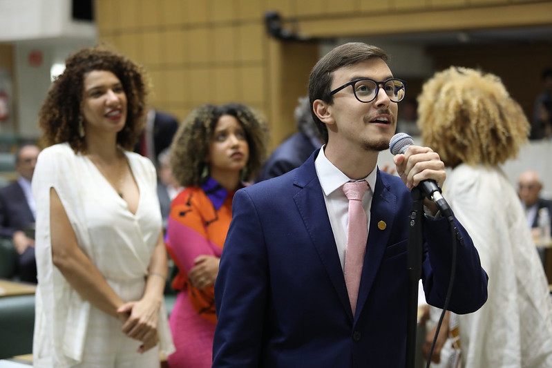 Barretense marca presença na posse do deputado Guilherme Cortez na ALESP