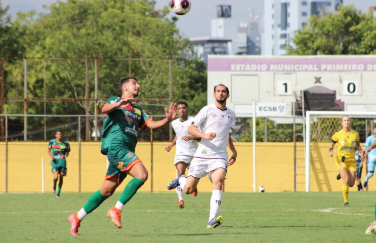 Zanini marca gol antológico e BEC vence primeira partida fora de casa