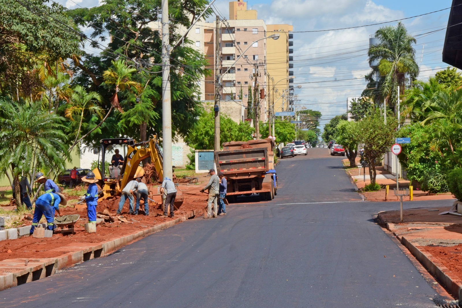 Prefeitura libera trânsito pela Rua 18 e Avenida 35