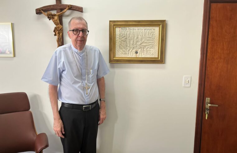 Dom Milton destaca falência da sociedade diante de onda de Fake News