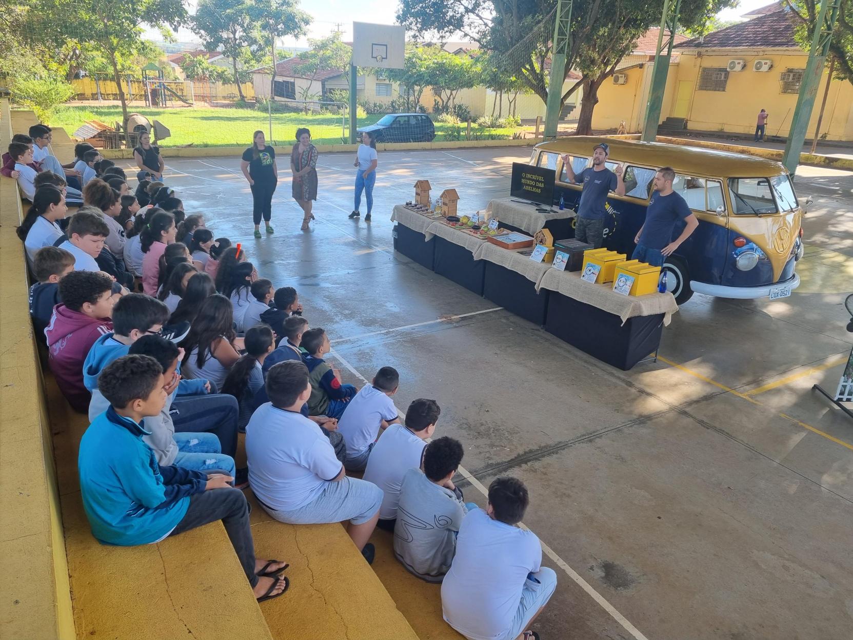 Tereos realiza ação de conscientização sobre importância das abelhas