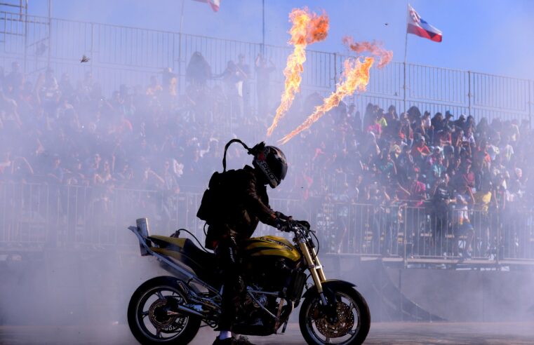 Com shows musicais e acrobacias, Barretos recebe encontro de motociclistas