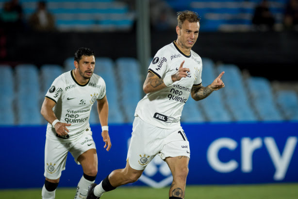 Timão estreia com goleada na Libertadores