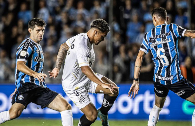 Corinthians supera o Cruzeiro e o Santos perde no Sul