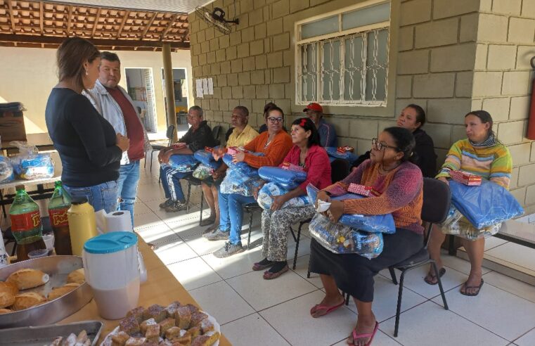 Fundo Social de Solidariedade realiza palestra e atendimentos no Distrito de Ibitu