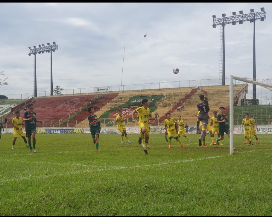 Tourinho vence no Sub-15 e empata no Sub-17, em Barretos