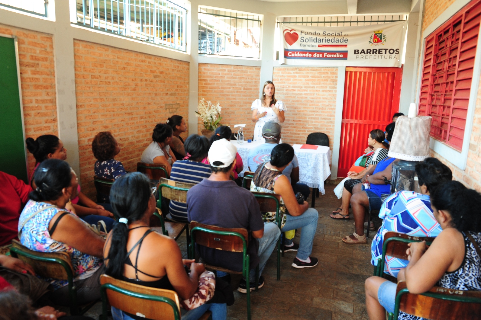 Palestra emociona famílias assistidas pelo Fundo Social de Solidariedade