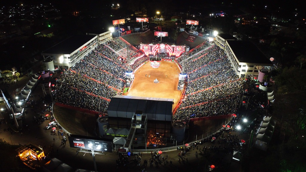 Festa do Peão de Barretos: programação esportiva tem finais de campeonatos e comemoração de 30 anos de rodeio internacional