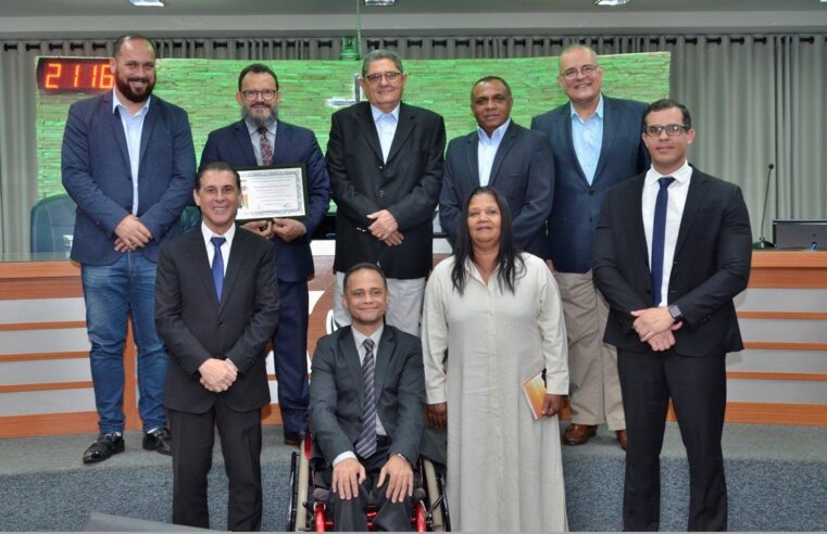Raimundo Bispo Soares recebe Diploma Pastor Evangélico do Ano 2023