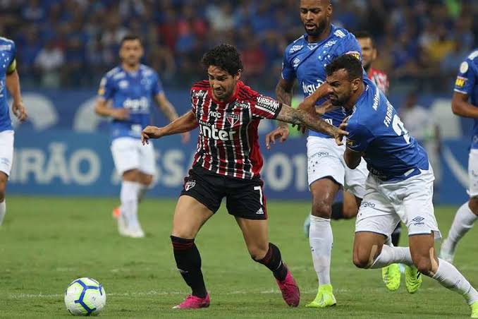 São Paulo perde em Minas para o  Cruzeiro