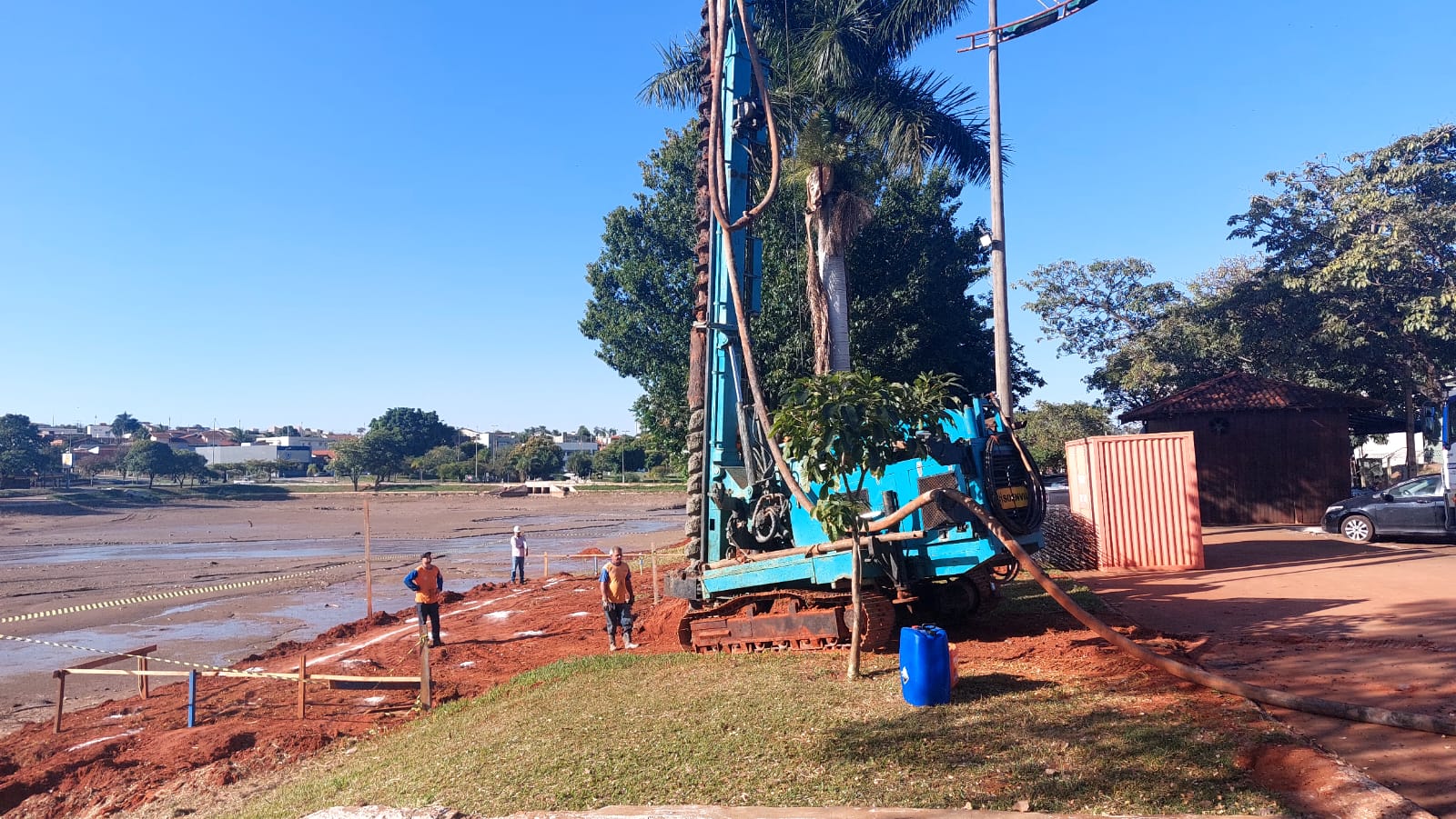 Iniciadas as obras de fundação dos decks do Parque dos Lagos