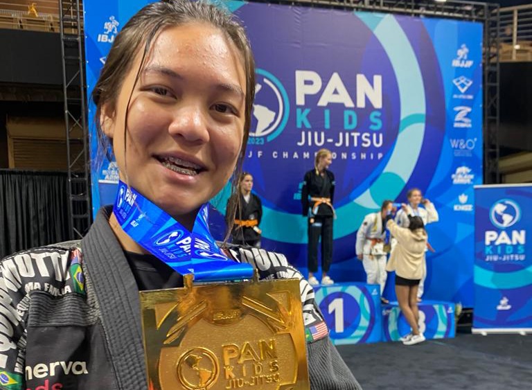 Eduarda Keiko é bi no Jiu Jitsu nos EUA