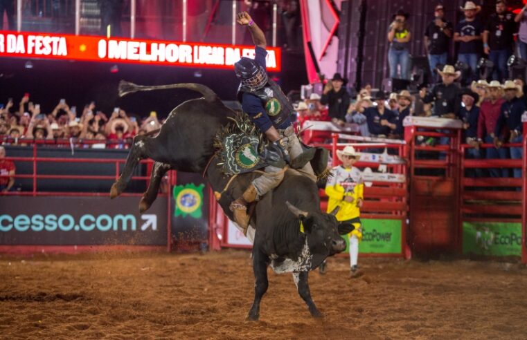 Rodeio Júnior revela talentos do esporte na Festa do Peão de Barretos