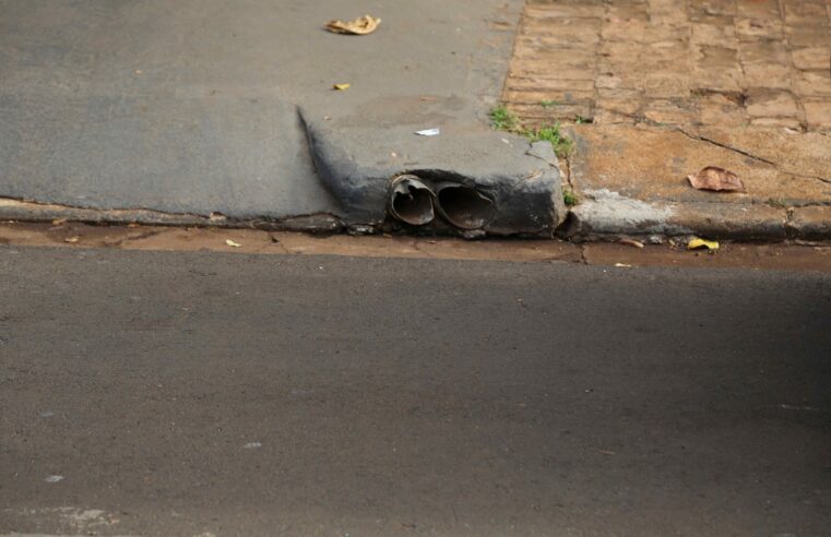 SAAE Barretos alerta os moradores sobre a importância de revisar as redes de esgoto e drenagem pluvial para evitar problemas durante o período de chuvas intensas