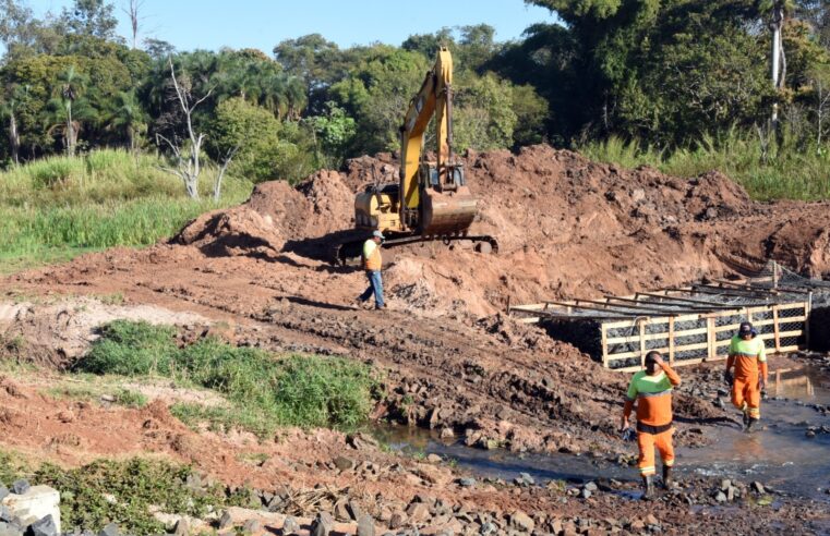 Secretários acompanham evolução de obra do vertedouro da Rodovia Brigadeiro Faria Lima