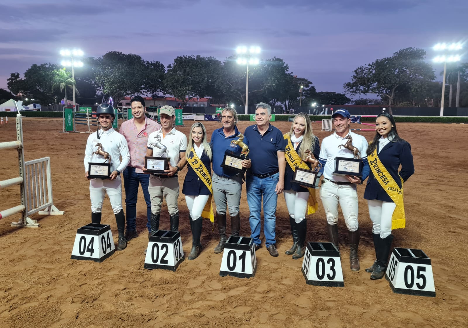 Competições de Hipismo, shows e diversão encerram a Festa do Cavalo