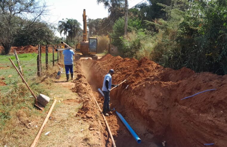 SAAE Barretos constrói nova linha de recalque da elevatória no Jardim Caiçara