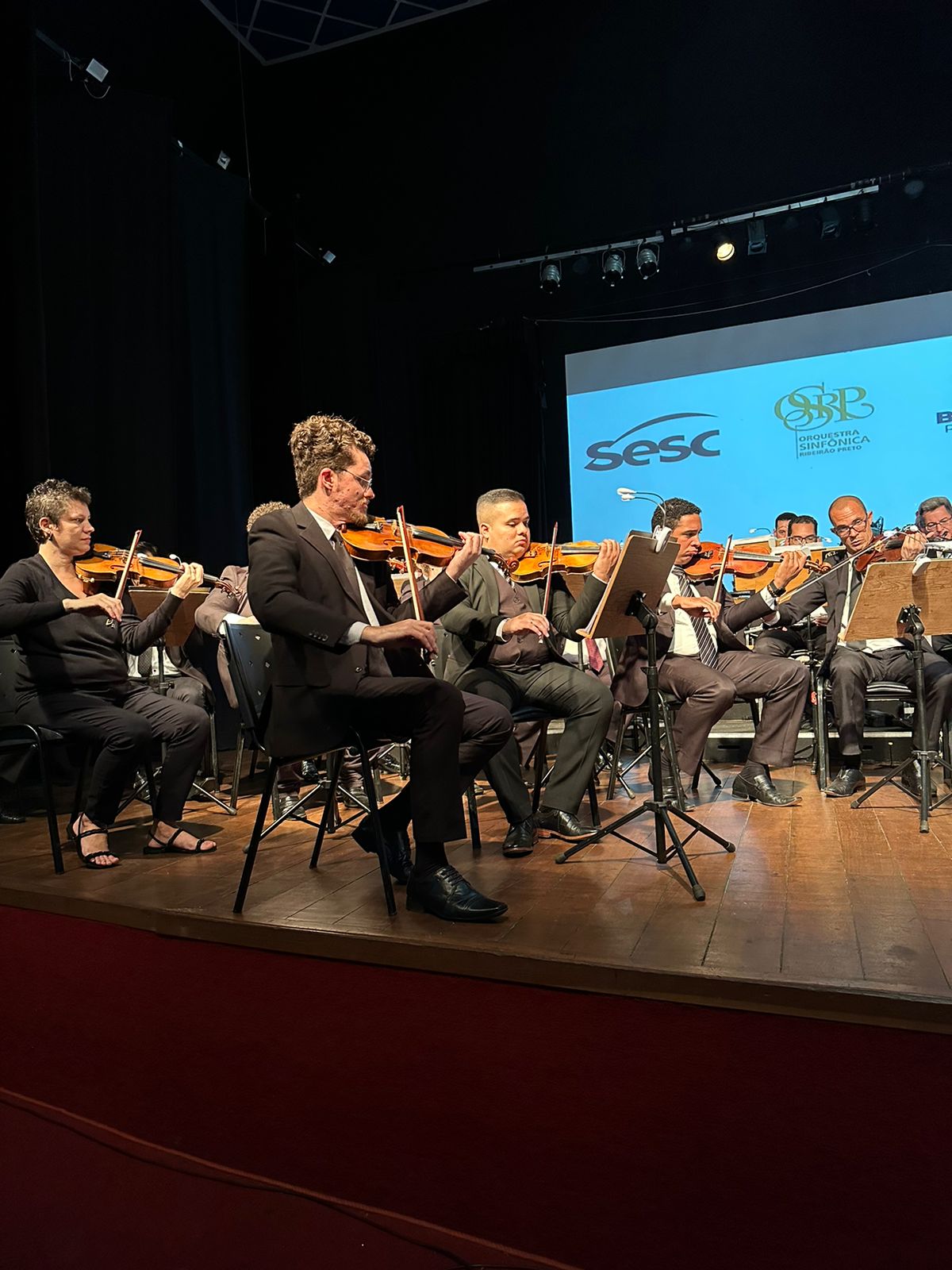 Orquestra Sinfônica de Ribeirão Preto leva grande público ao Cine Barretos