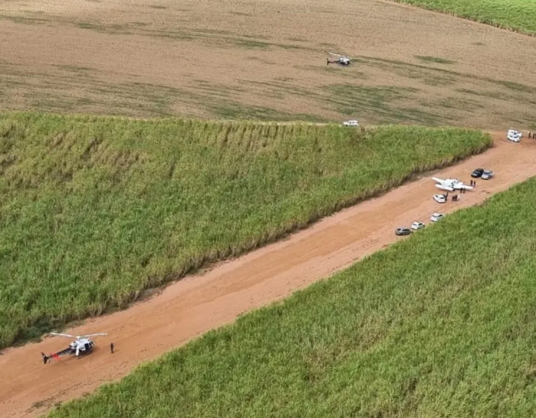 Polícia Federal intercepta avião com aproximadamente 400 quilos de cocaína em Matão