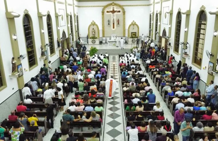 Paróquia do Bom Jesus é reinaugurada com missa celebrada pelo Bispo Dom Milton