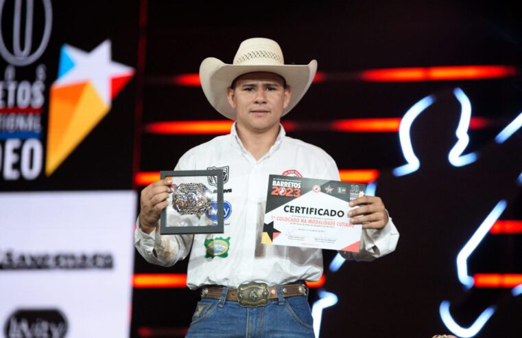 Paulista Luiz Felipe  de Mirassol é campeão do rodeio Cutiano