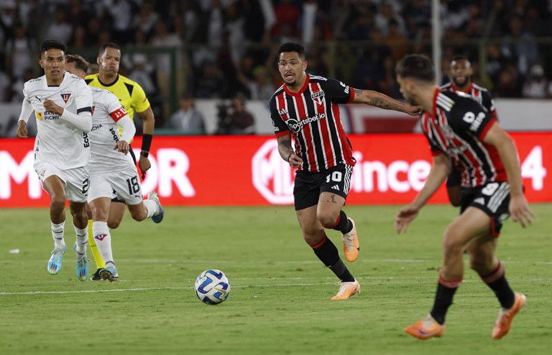 São Paulo perde para a LDU no Equador e vai decidir em casa