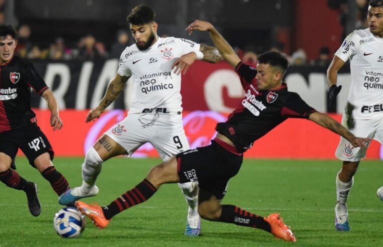 Corinthians empata na Argentina e classifica na Sul-Americana