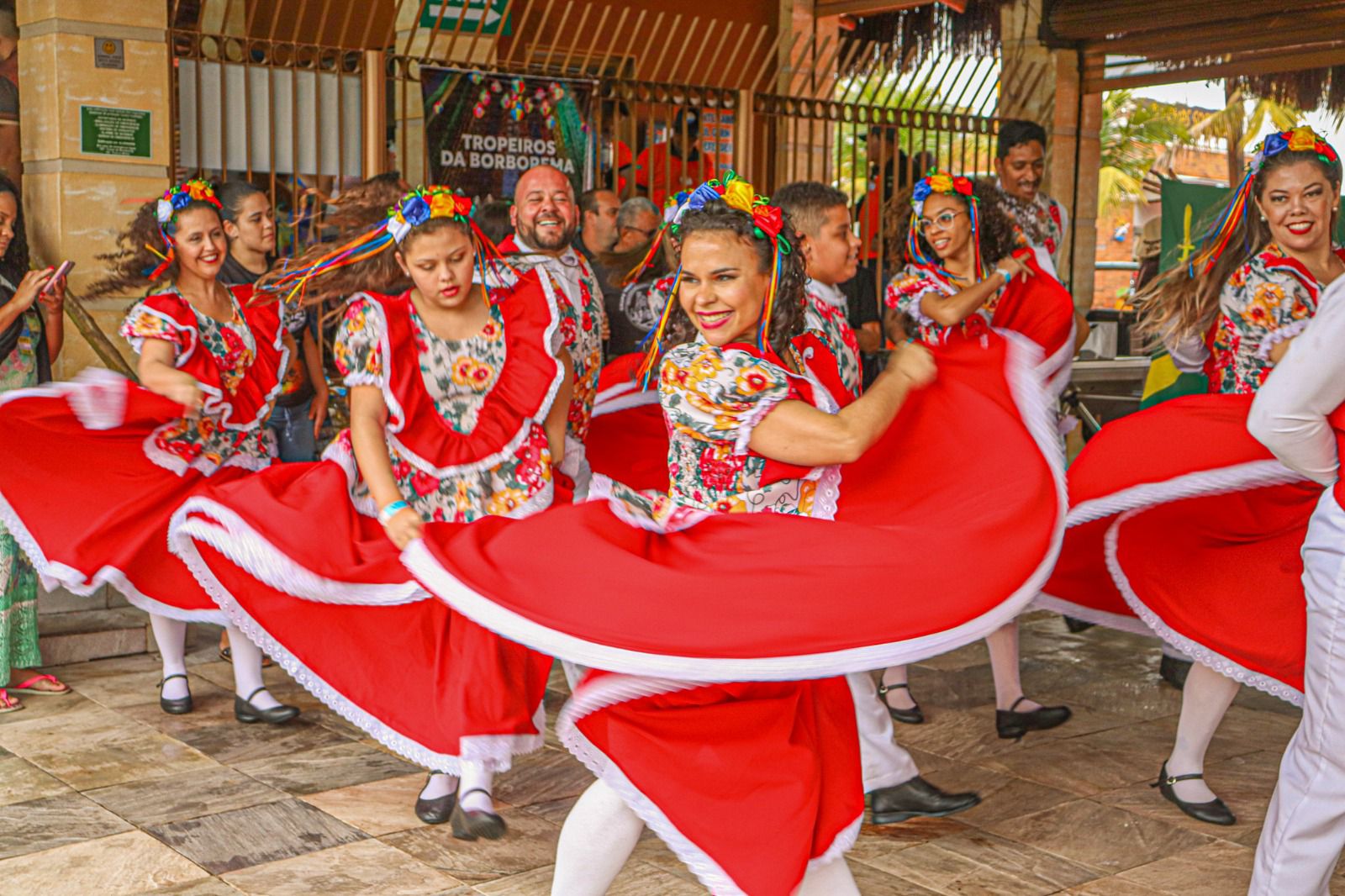 Thermas dos Laranjais recebe 24 grupos durante Festival de Folclore de Olímpia