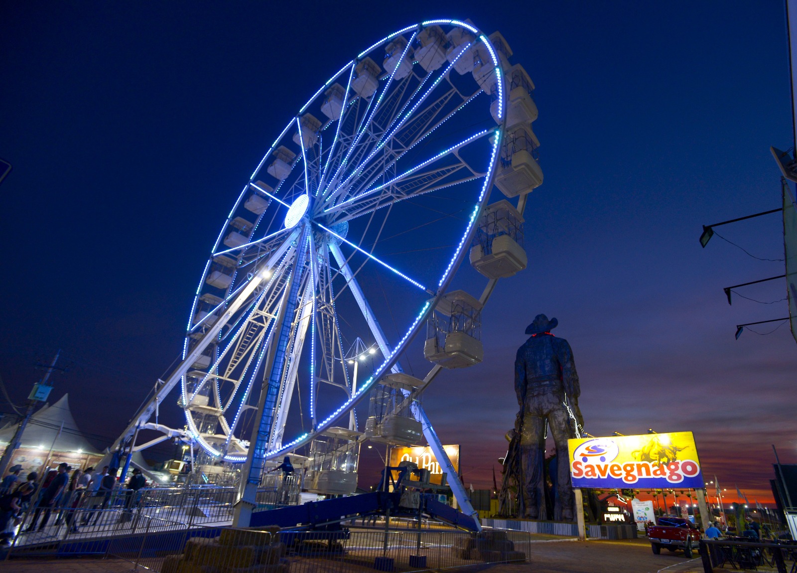 Festa do Peão de Barretos terá Parque de Diversões com roda gigante de mais de 30 metros de altura e brinquedos radicais