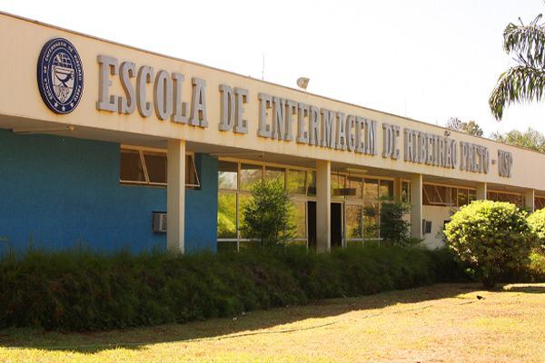 Escola de Enfermagem da USP de Ribeirão Preto completa 70 anos